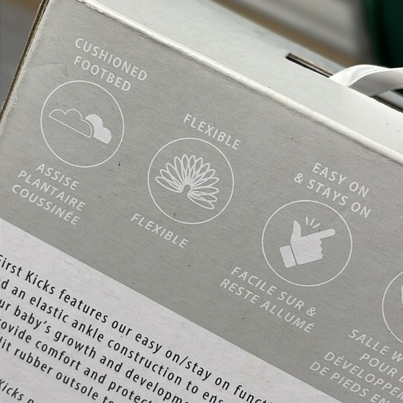 Robeez Brown Baby Shoes - Picture 5 of 8